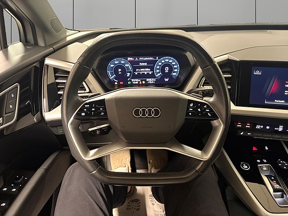 Audi Q4 e-tron 12 of 27