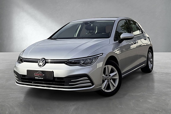 Volkswagen Golf VIII 3 of 30