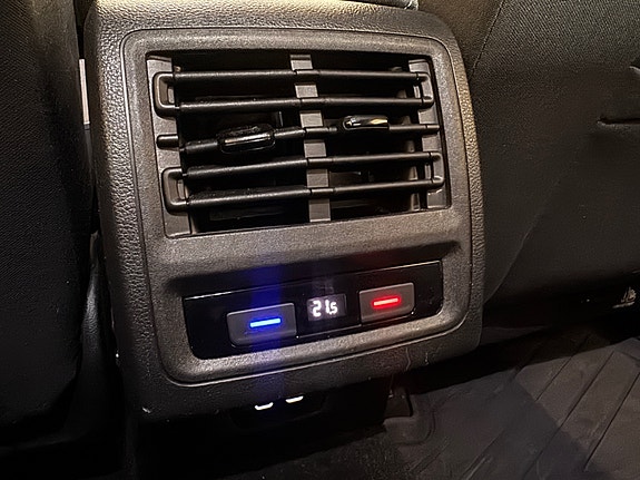 Volkswagen Golf VIII 29 of 30