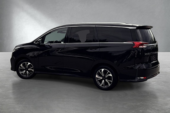 Maxus Euniq 5 6 of 30