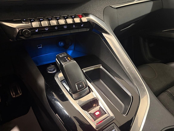 Peugeot 5008 15 of 28