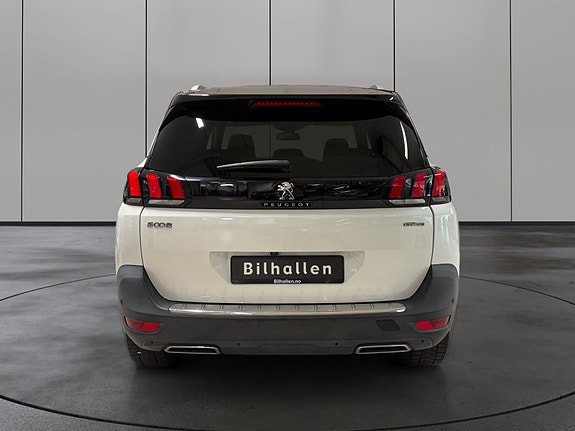 Peugeot 5008 4 of 28