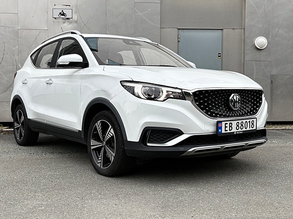 MG ZS EV 18 of 30