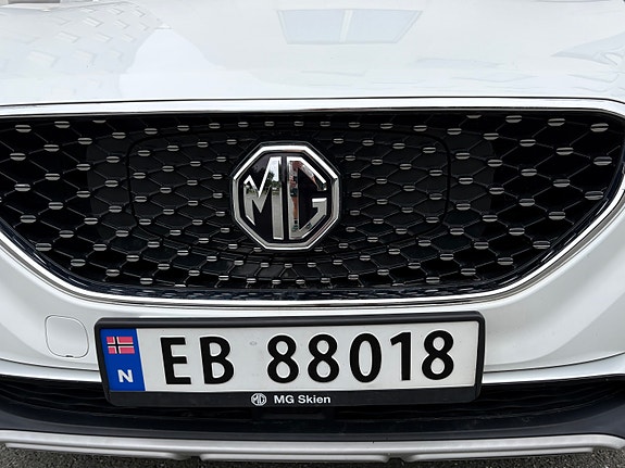 MG ZS EV 20 of 30