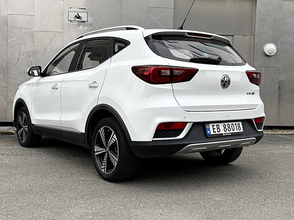 MG ZS EV 8 of 30