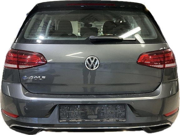 Volkswagen Golf 8 of 16