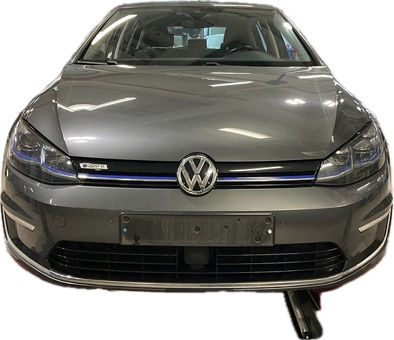 Volkswagen Golf 3 of 16