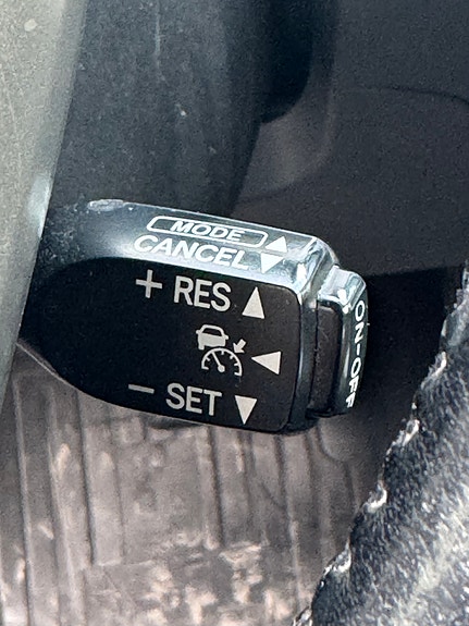 Toyota Prius+ 17 of 23