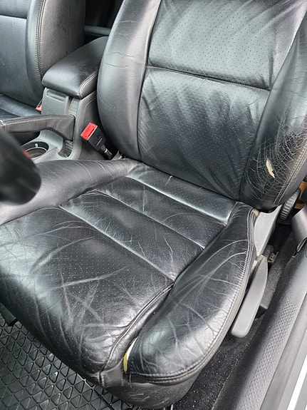 Volkswagen Passat 14 of 19