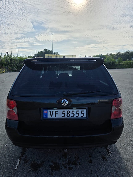 Volkswagen Passat 6 of 19