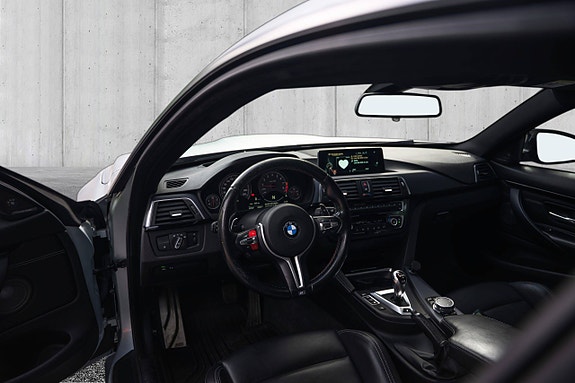 BMW M4 8 of 10