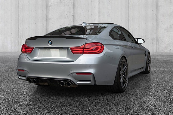 BMW M4 5 of 10