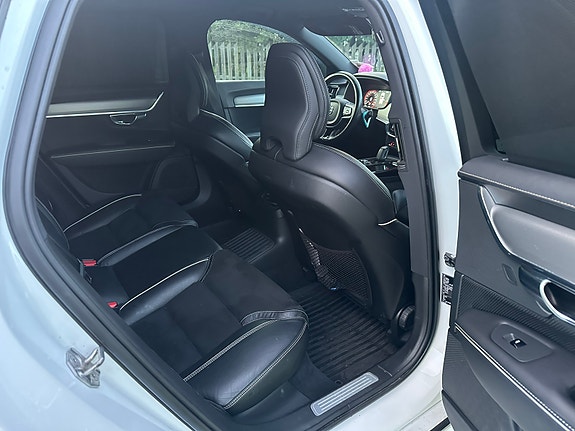 Volvo V90 13 of 18