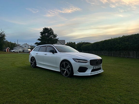 Volvo V90 4 of 18
