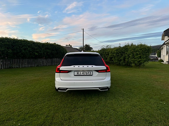 Volvo V90 7 of 18