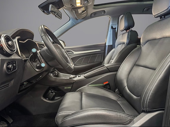 MG ZS EV 12 of 30