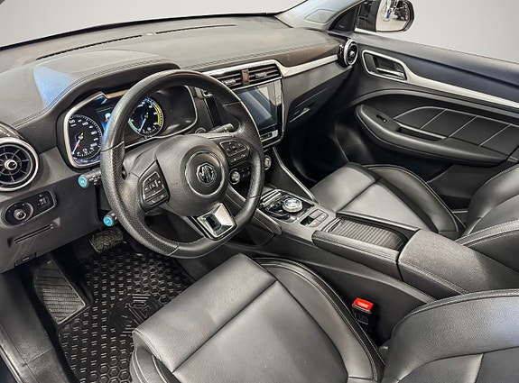 MG ZS EV 10 of 30