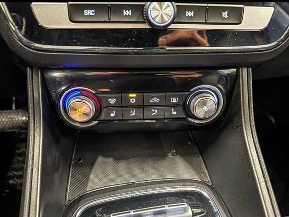 MG ZS EV 22 of 30