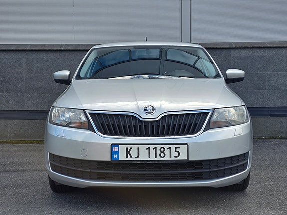 Skoda Rapid Spaceback 7 of 27