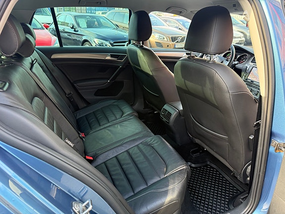 Volkswagen Golf 18 of 19