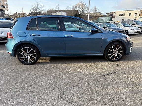 Volkswagen Golf 6 of 19