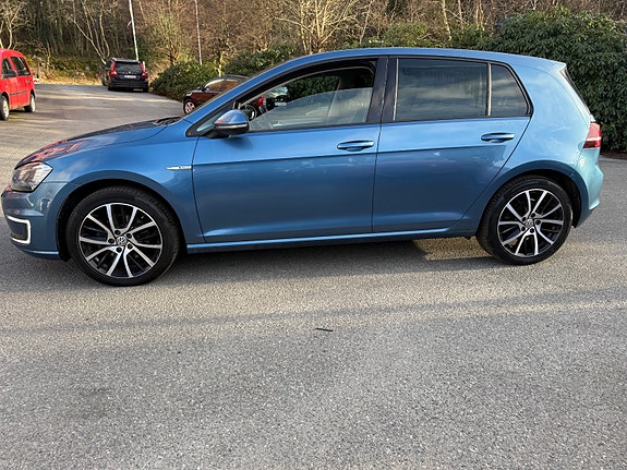 Volkswagen Golf 5 of 19