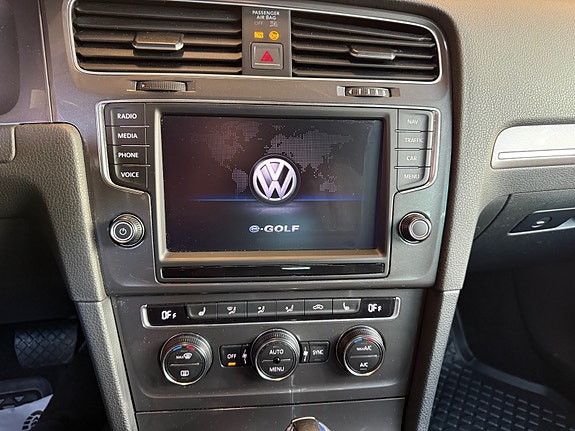 Volkswagen Golf 8 of 19