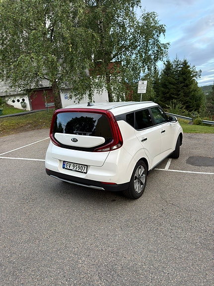 Kia e-Soul 5 of 11