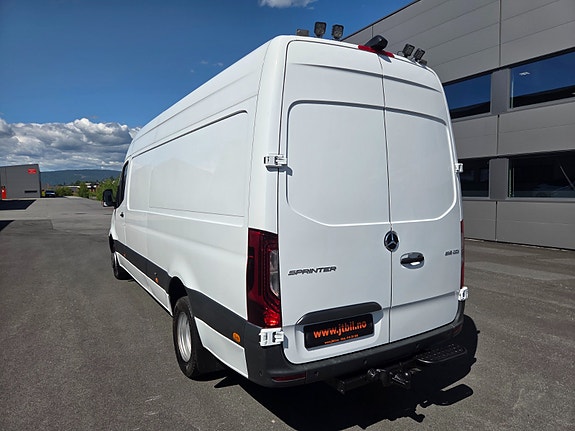 Mercedes-Benz Sprinter 516 9 of 24