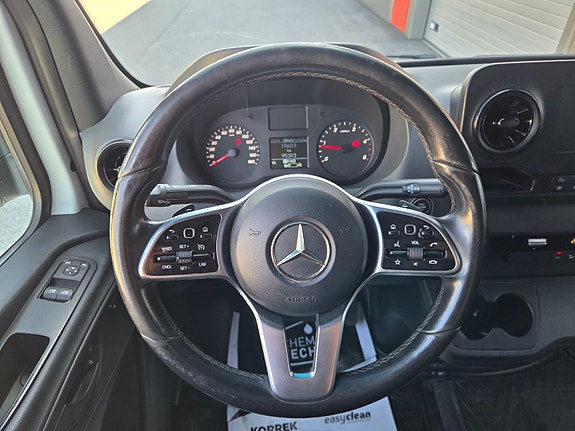 Mercedes-Benz Sprinter 516 17 of 24