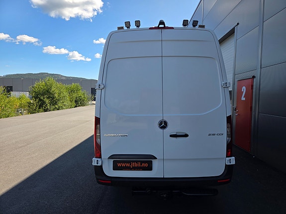 Mercedes-Benz Sprinter 516 10 of 24