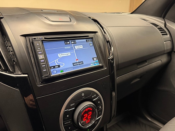 Isuzu D-max 30 of 30