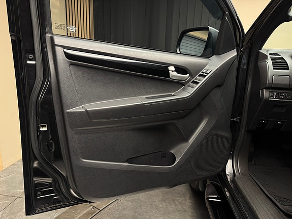 Isuzu D-max 14 of 30