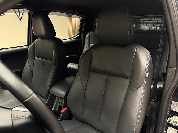 Isuzu D-max 19 of 30