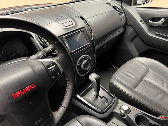 Isuzu D-max 25 of 30