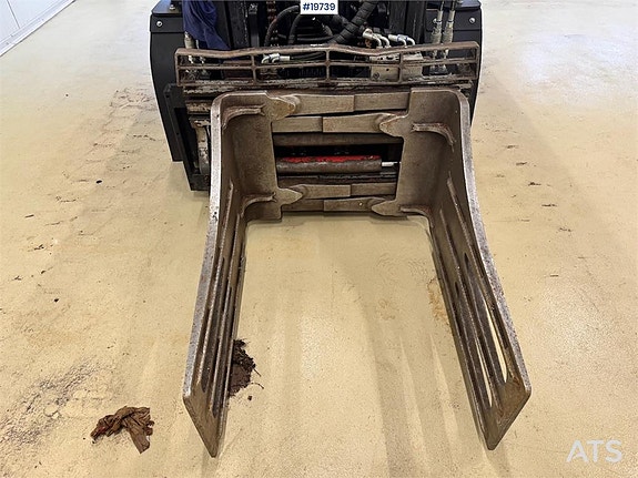 Hyster J4.0XN Forklift 10 of 30
