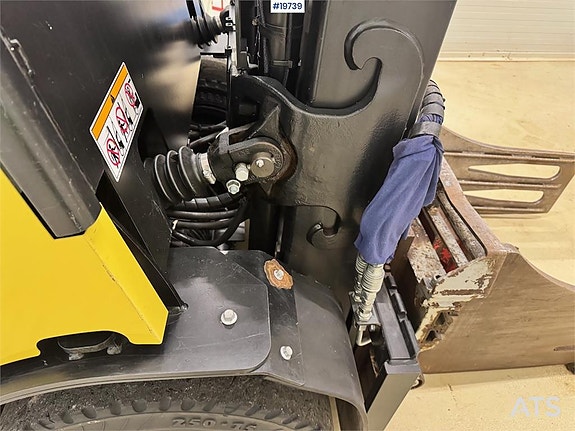 Hyster J4.0XN Forklift 19 of 30