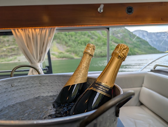 Charter i Sognefjorden med Ocean X 7 of 13