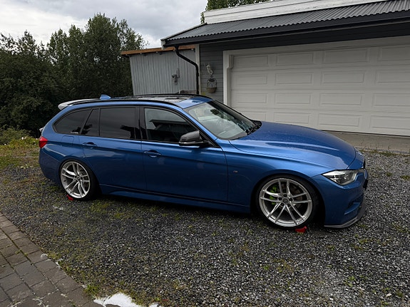 BMW 320d 4 of 19