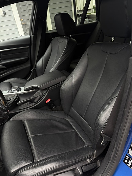 BMW 320d 13 of 19