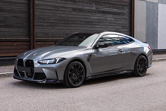 BMW M4 7 of 30
