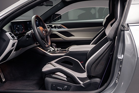 BMW M4 19 of 30