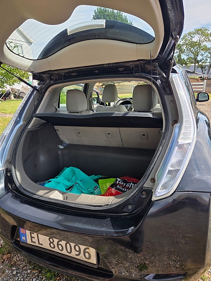 Nissan Leaf 5 of 5
