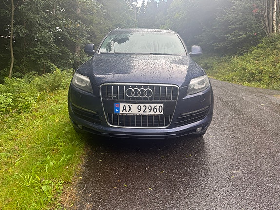 Audi Q7 4 of 30