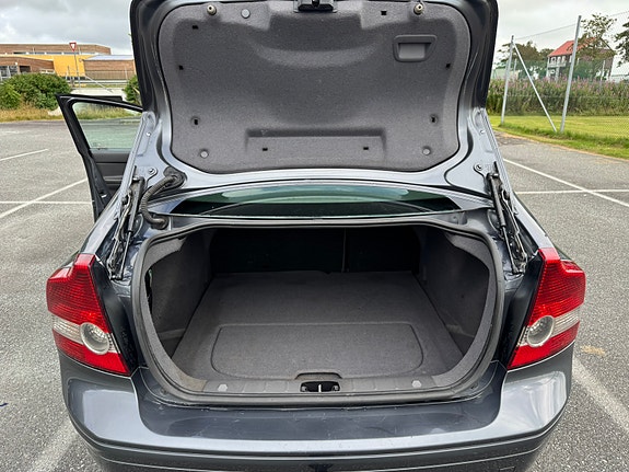 Volvo S40 19 of 29