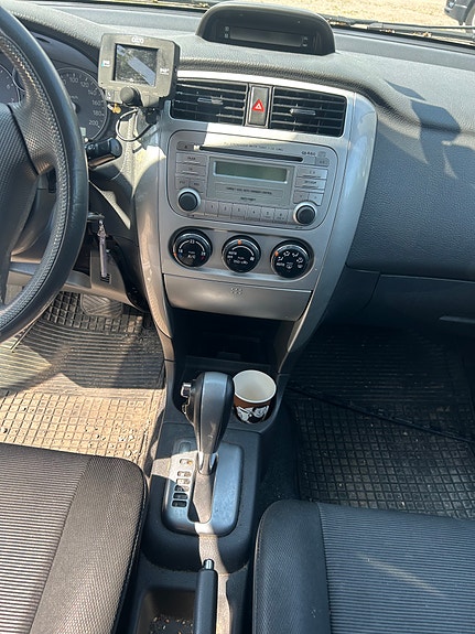 Suzuki Liana 10 of 15