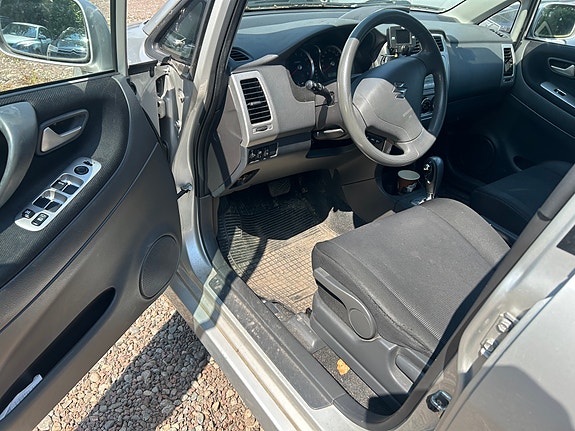 Suzuki Liana 13 of 15