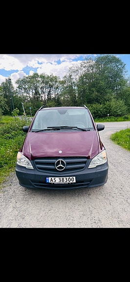 Mercedes-Benz Vito 113 2 of 30