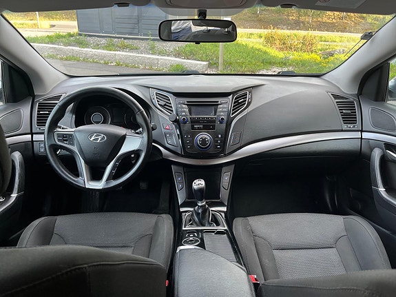 Hyundai i40 9 of 14
