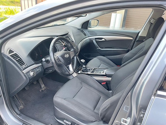 Hyundai i40 10 of 14